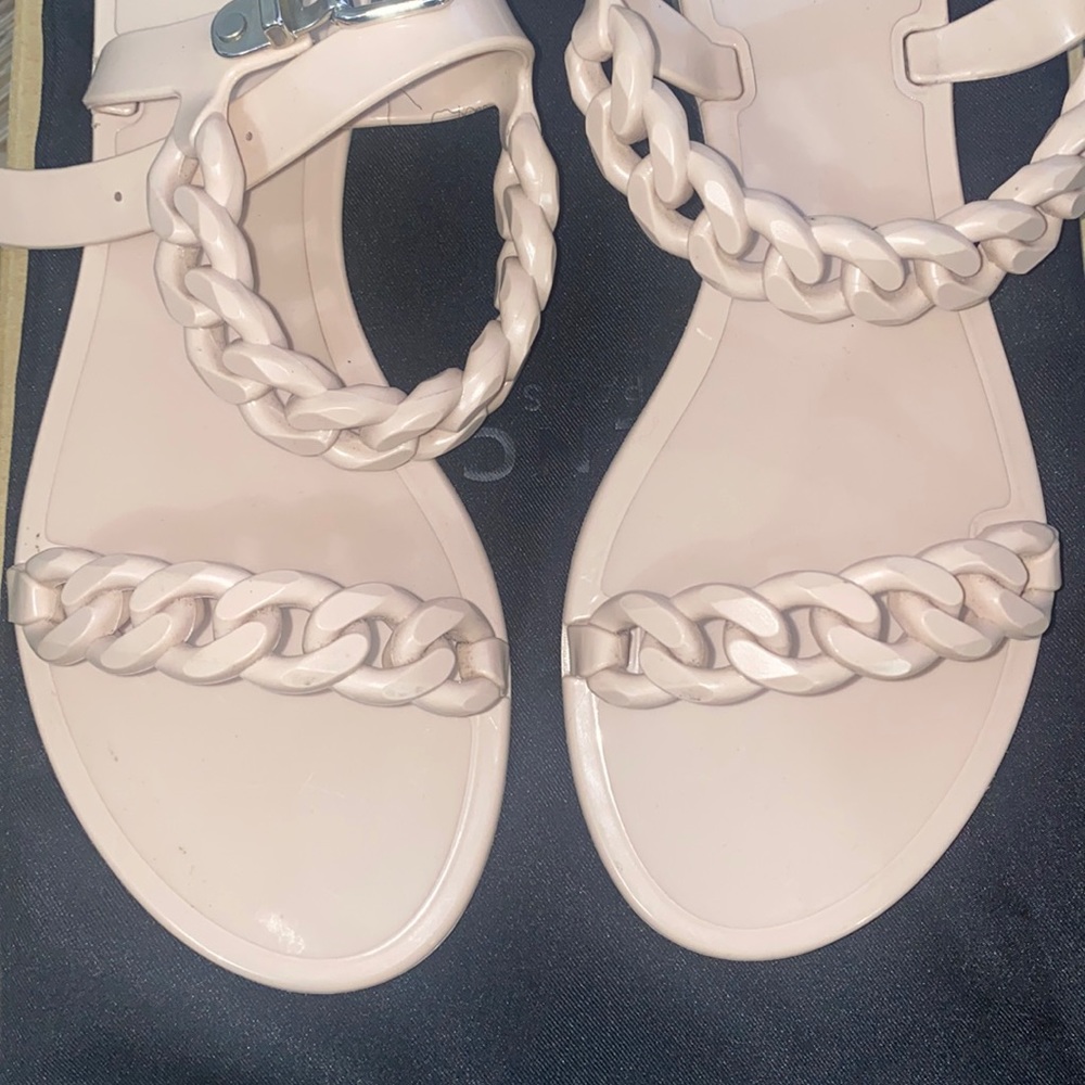 Sandals - Picture 2 of 4